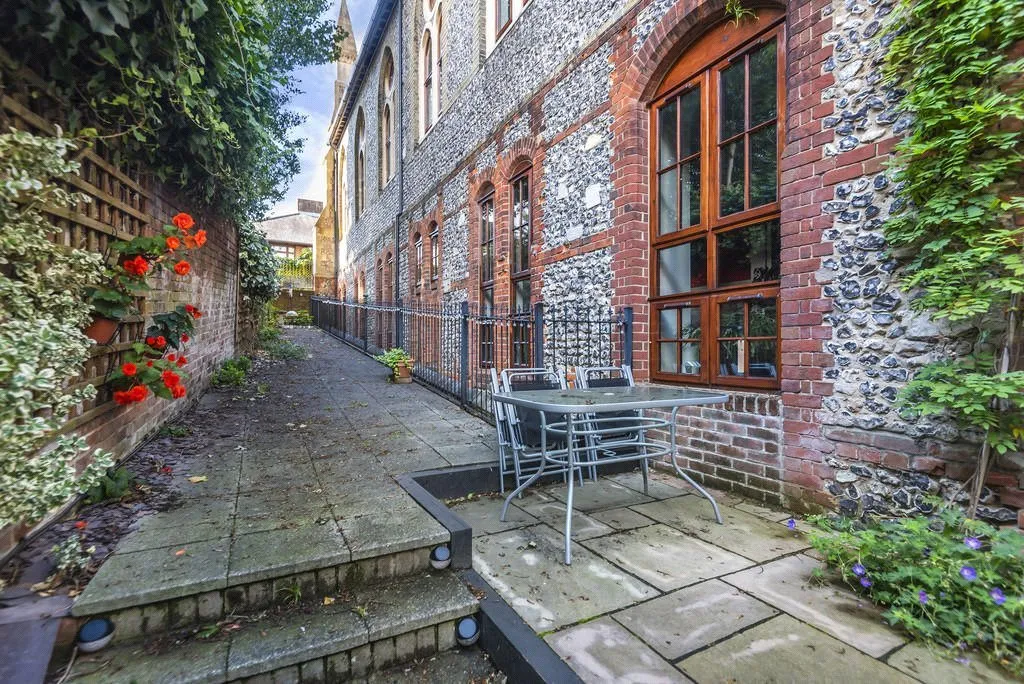 Sutton Gardens, Winchester, SO23, photo 7