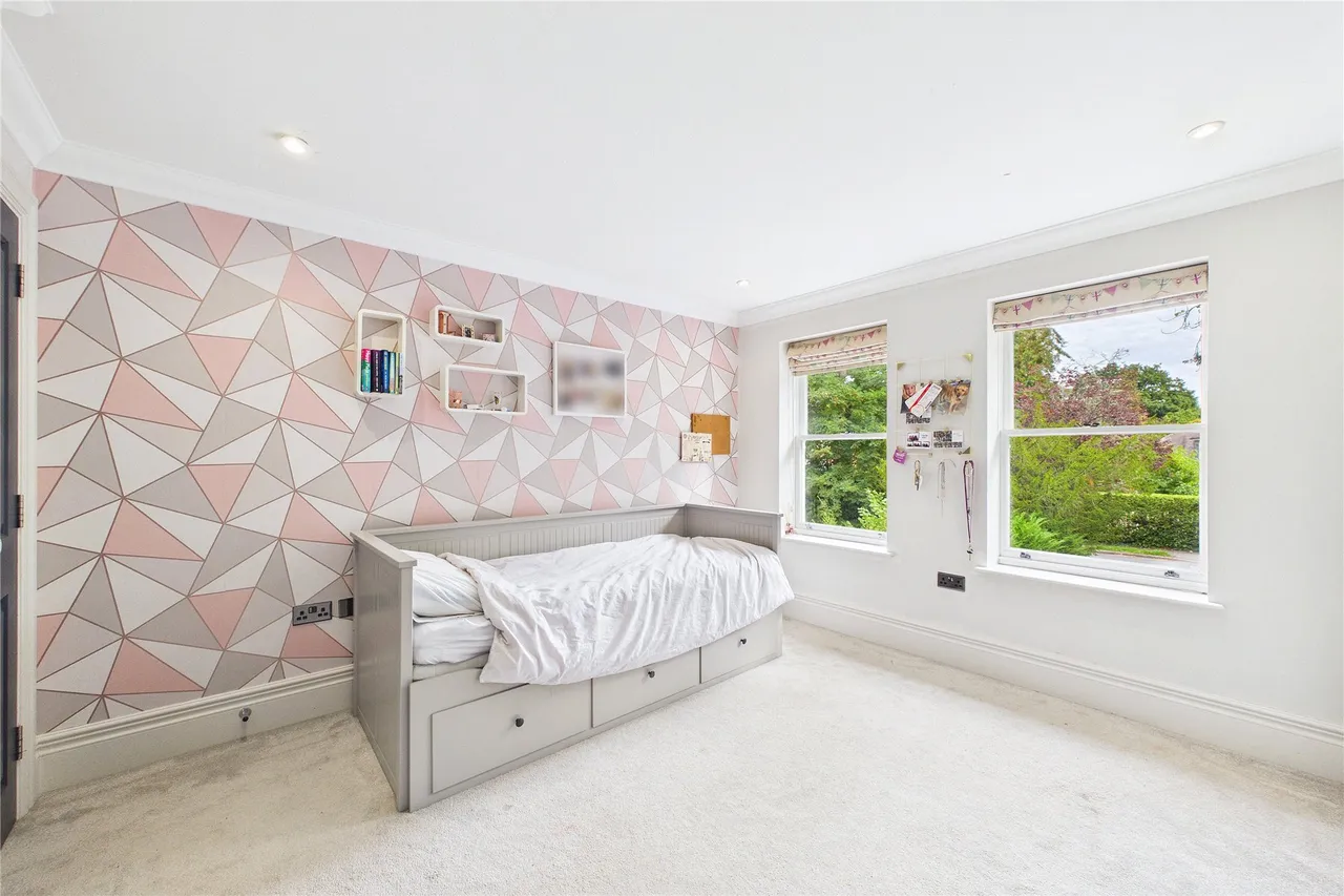 Grange Road, Horsell, GU21, photo 13
