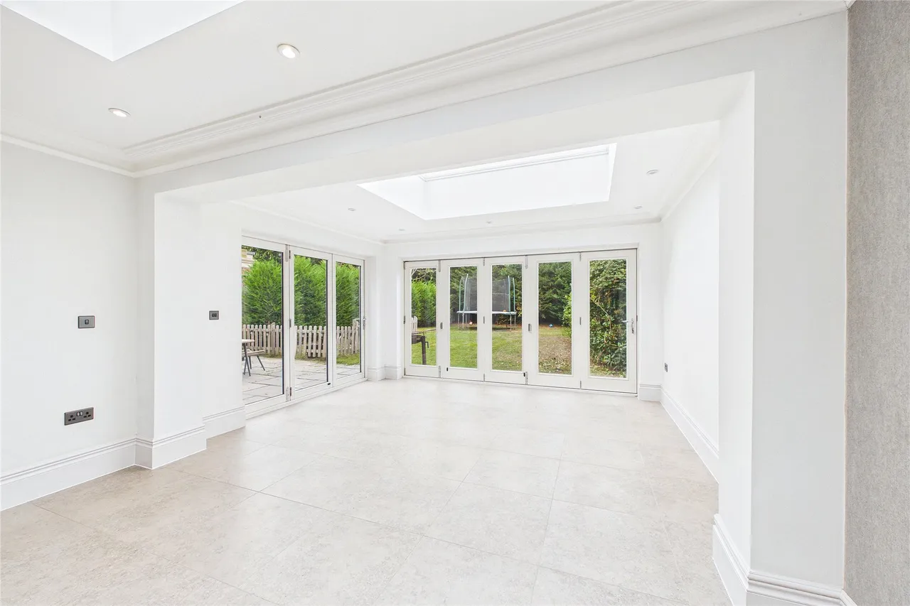 Grange Road, Horsell, GU21, photo 7