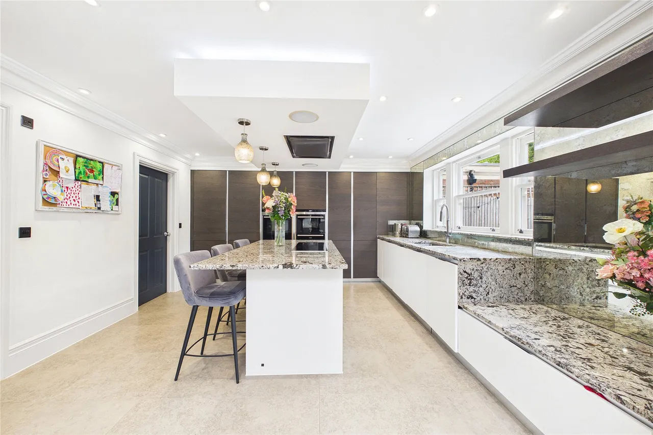Grange Road, Horsell, GU21, photo 6