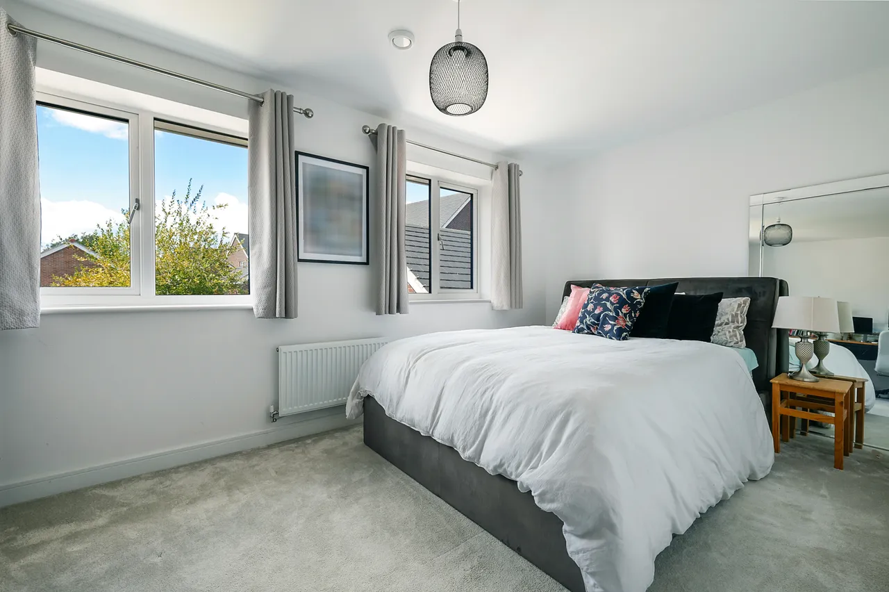 Foxglove Drive, Crawley, RH10, photo 6