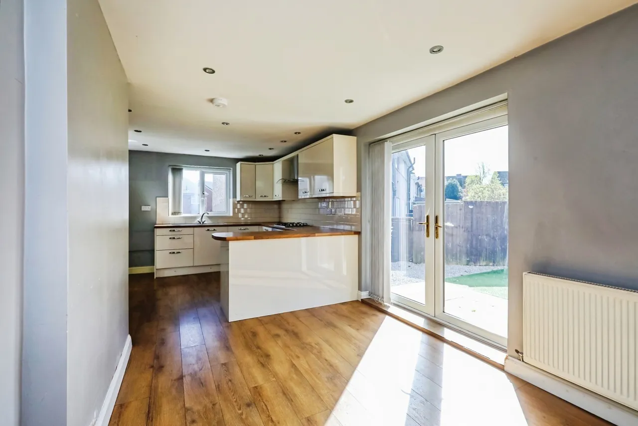 Gurth Drive, Thurcroft, Rotherham, South Yorkshire, S66, photo 20