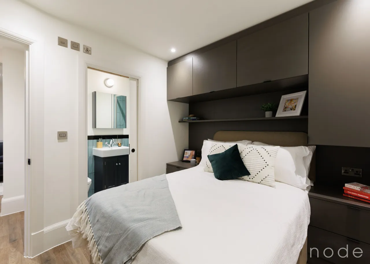 23 Loughborough Court, Shakespeare Road, London, photo 2