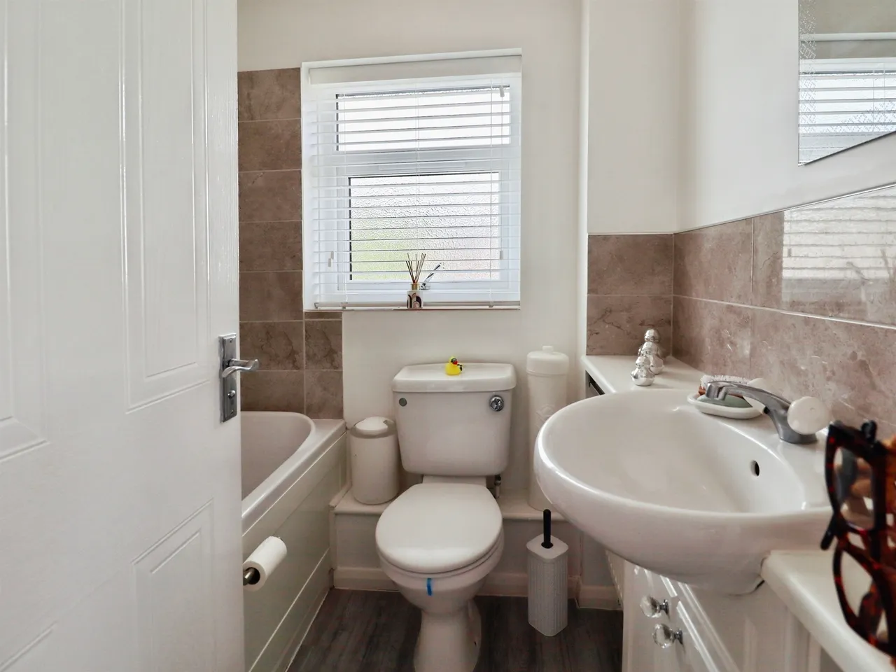 Rhodfa Sweldon, Barry, CF62, photo 16