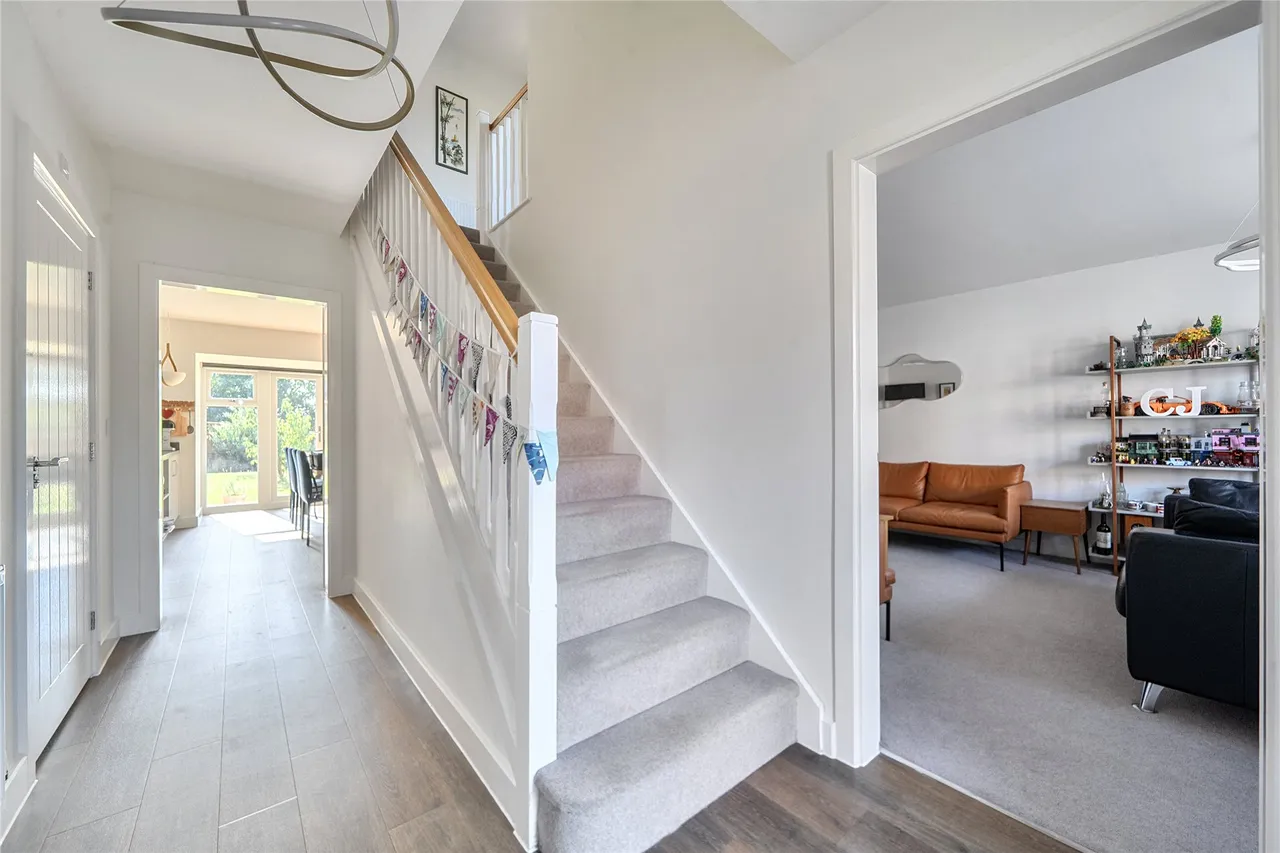 Lennon Way, Aylesbury, HP21, photo 8