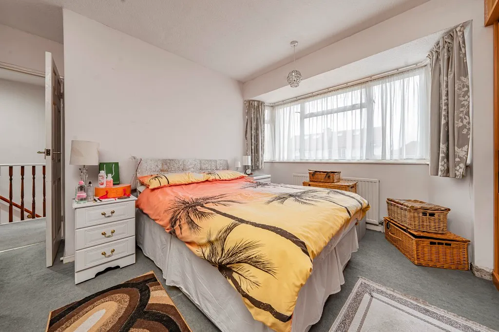 Morello Avenue, Hillingdon, UB8, photo 13