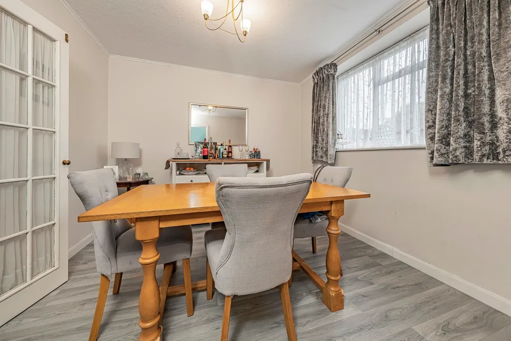 Morello Avenue, Hillingdon, UB8, photo 21