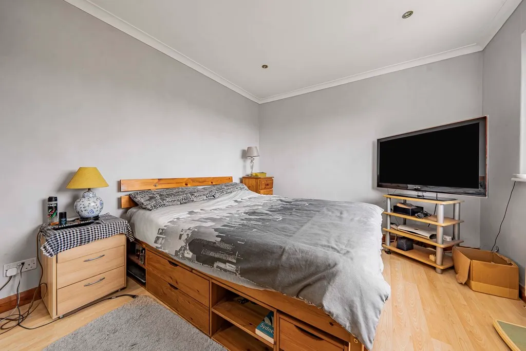 Morello Avenue, Hillingdon, UB8, photo 10