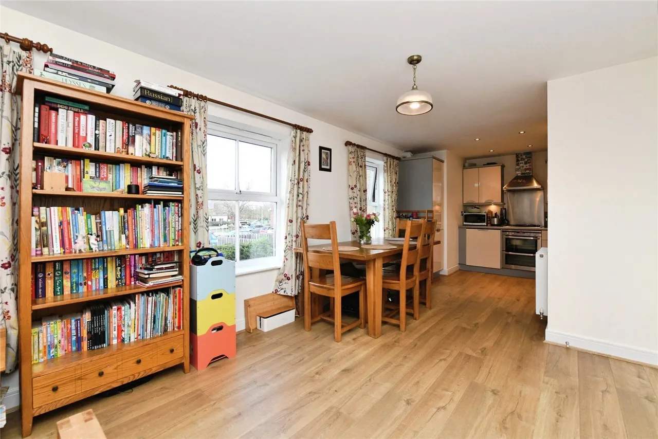 St. Helens Mews, BRENTWOOD, Essex, CM14, photo 8