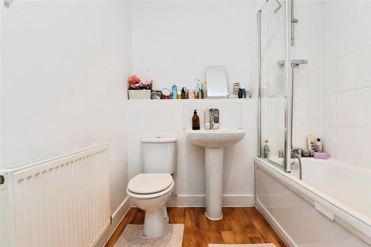 St. Helens Mews, BRENTWOOD, Essex, CM14, photo 9