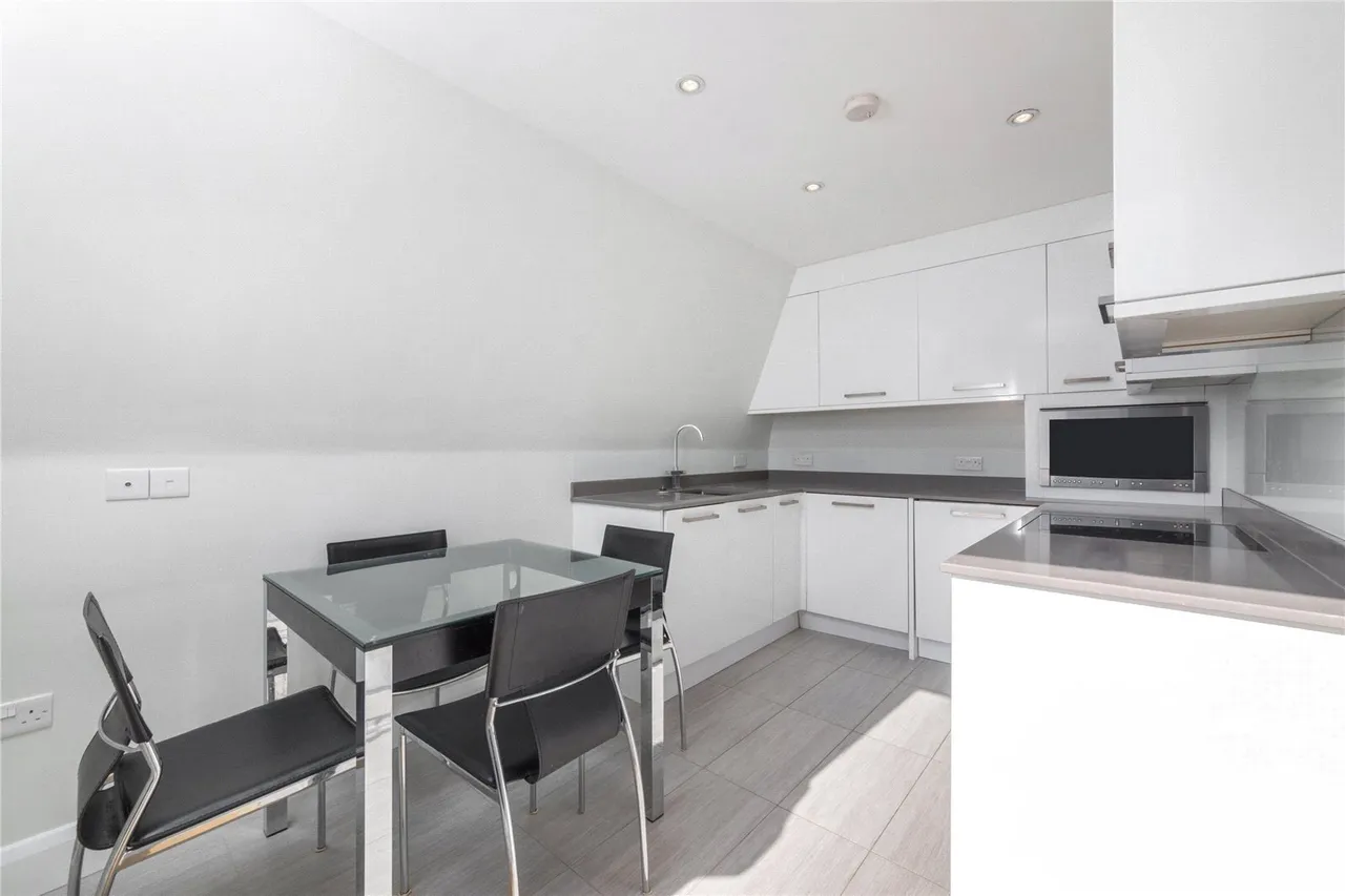 Eton Avenue, Belsize Park, NW3, photo 3
