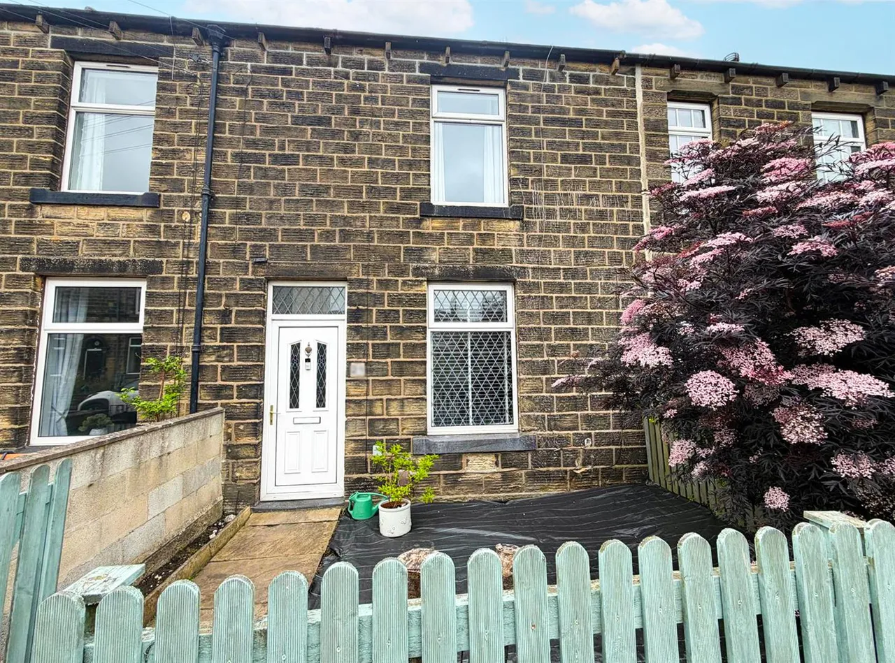 2 bed house for sale — West View, Silsden, BD20 9JY