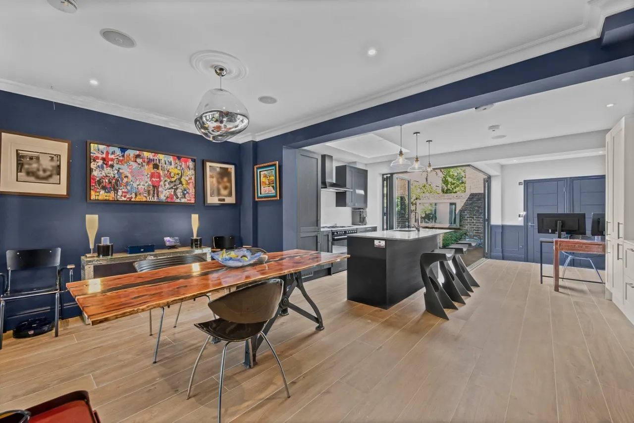 Victoria Road, Mortlake, SW14, photo 3
