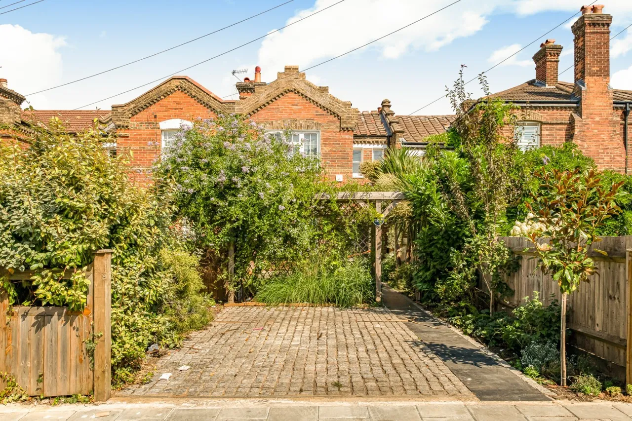 Victoria Road, Mortlake, SW14, photo 4