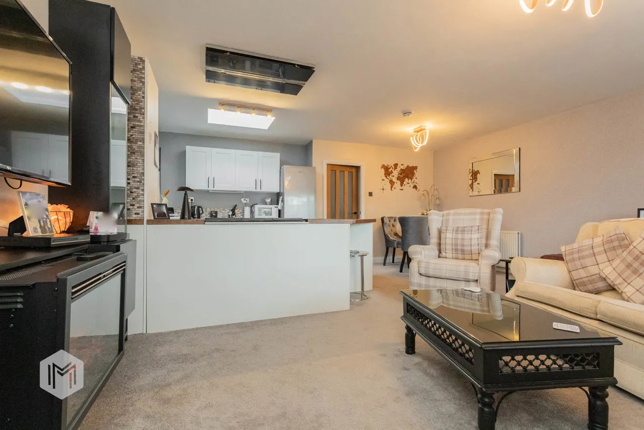 Caldwell Close, Astley, M29, photo 5