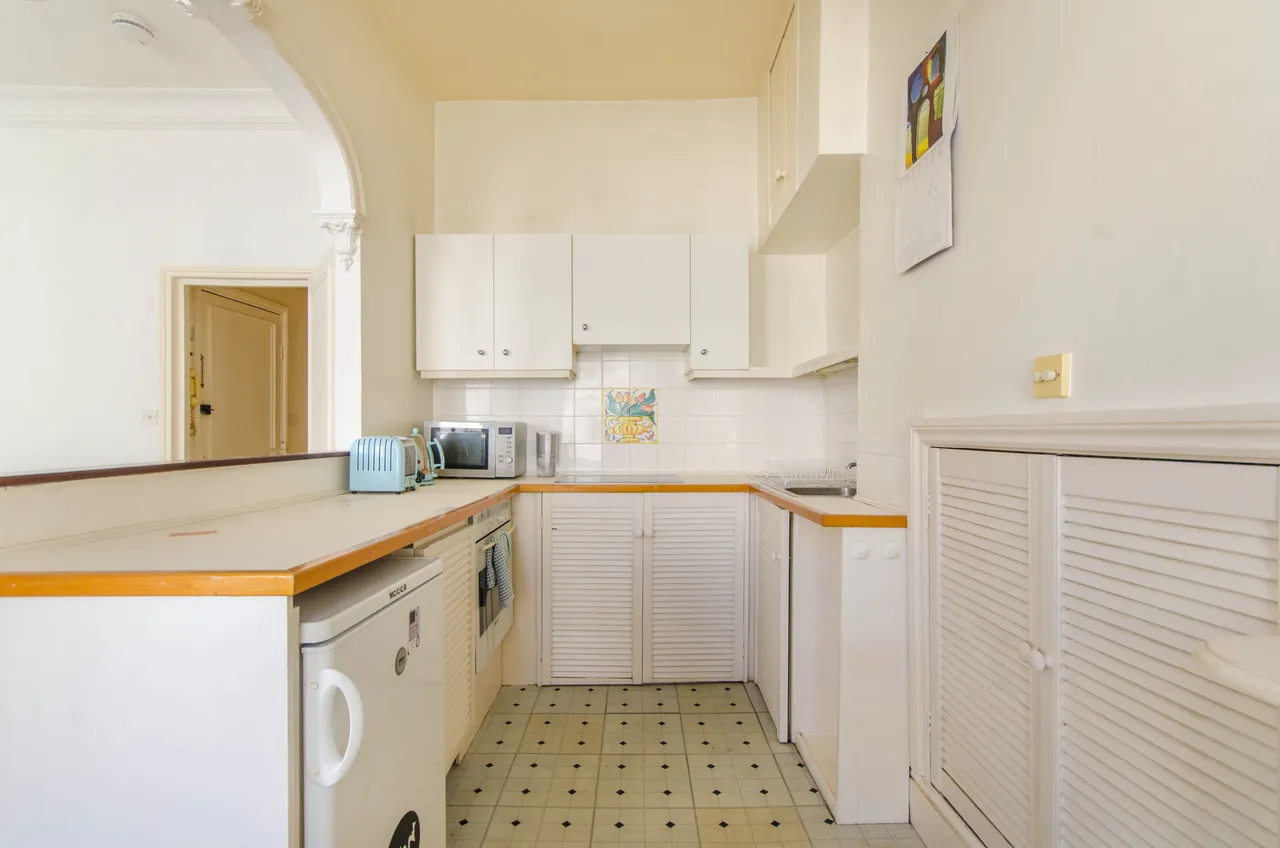 Flat 2, 35 Charleville Road, London, photo 11