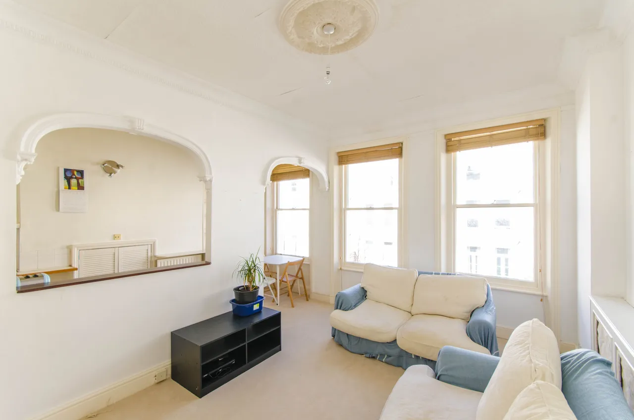 Flat 2, 35 Charleville Road, London, photo 9