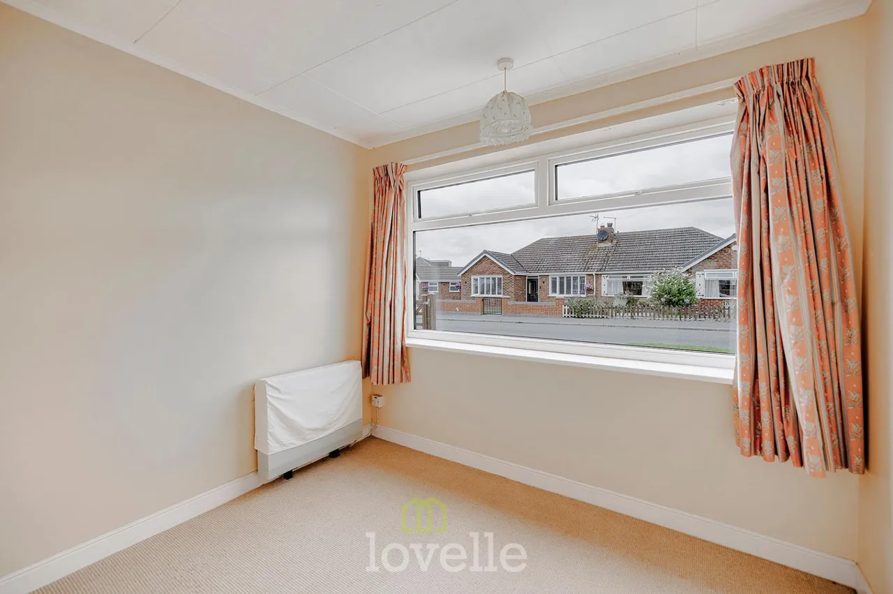 St. Christophers Road, Humberston, DN36, photo 15