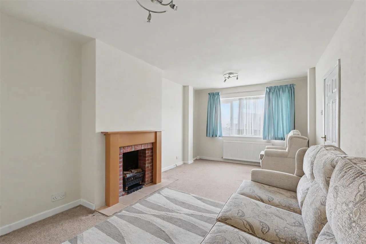 Cator Lane, Chilwell, NG9, photo 2