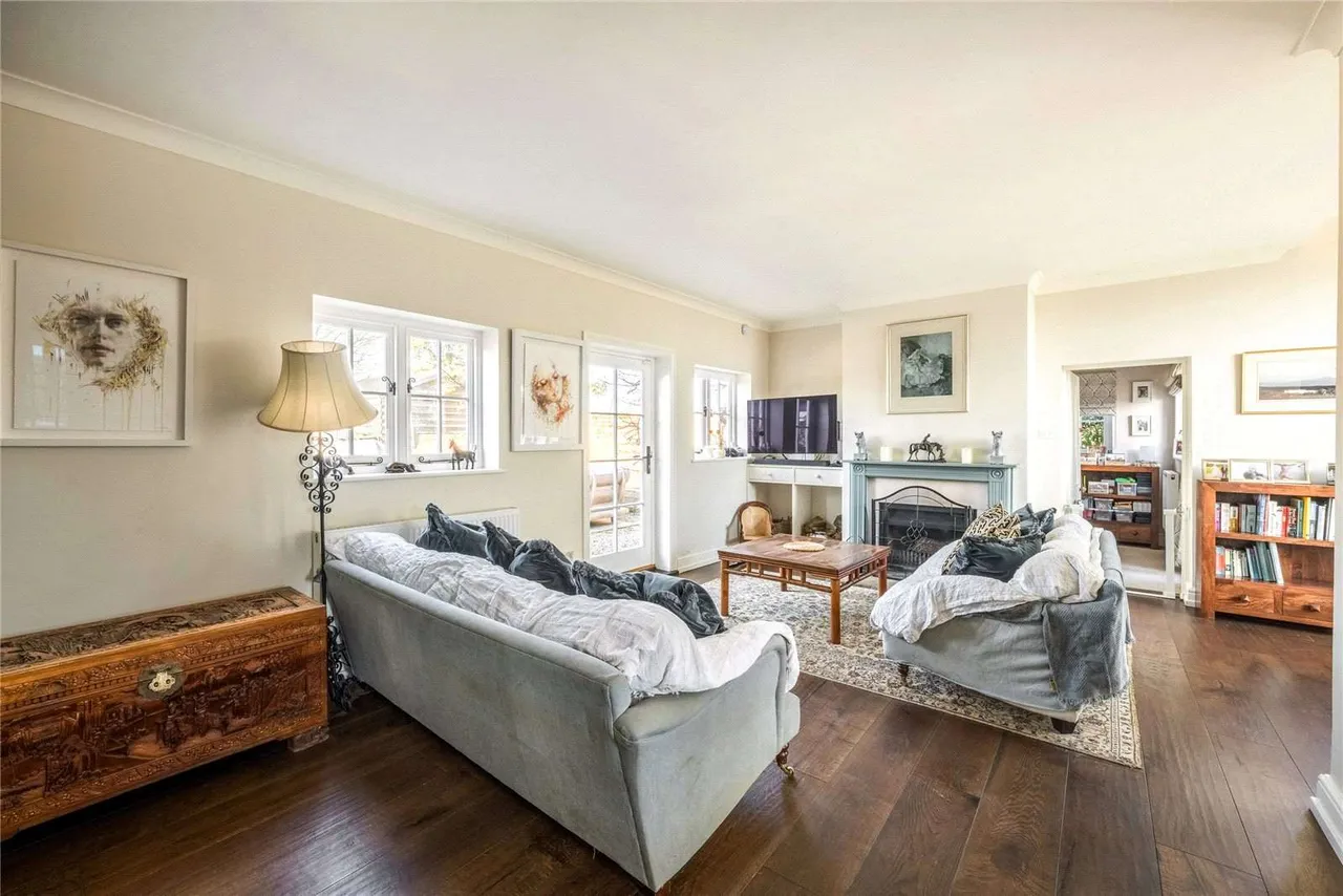 Great Chart, Ashford, Kent, TN26 1JX, photo 8