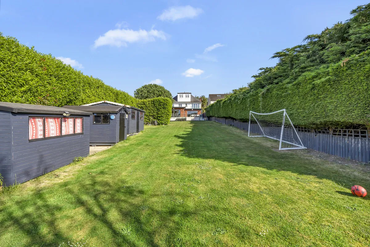 North Road, Romford, RM4, photo 33