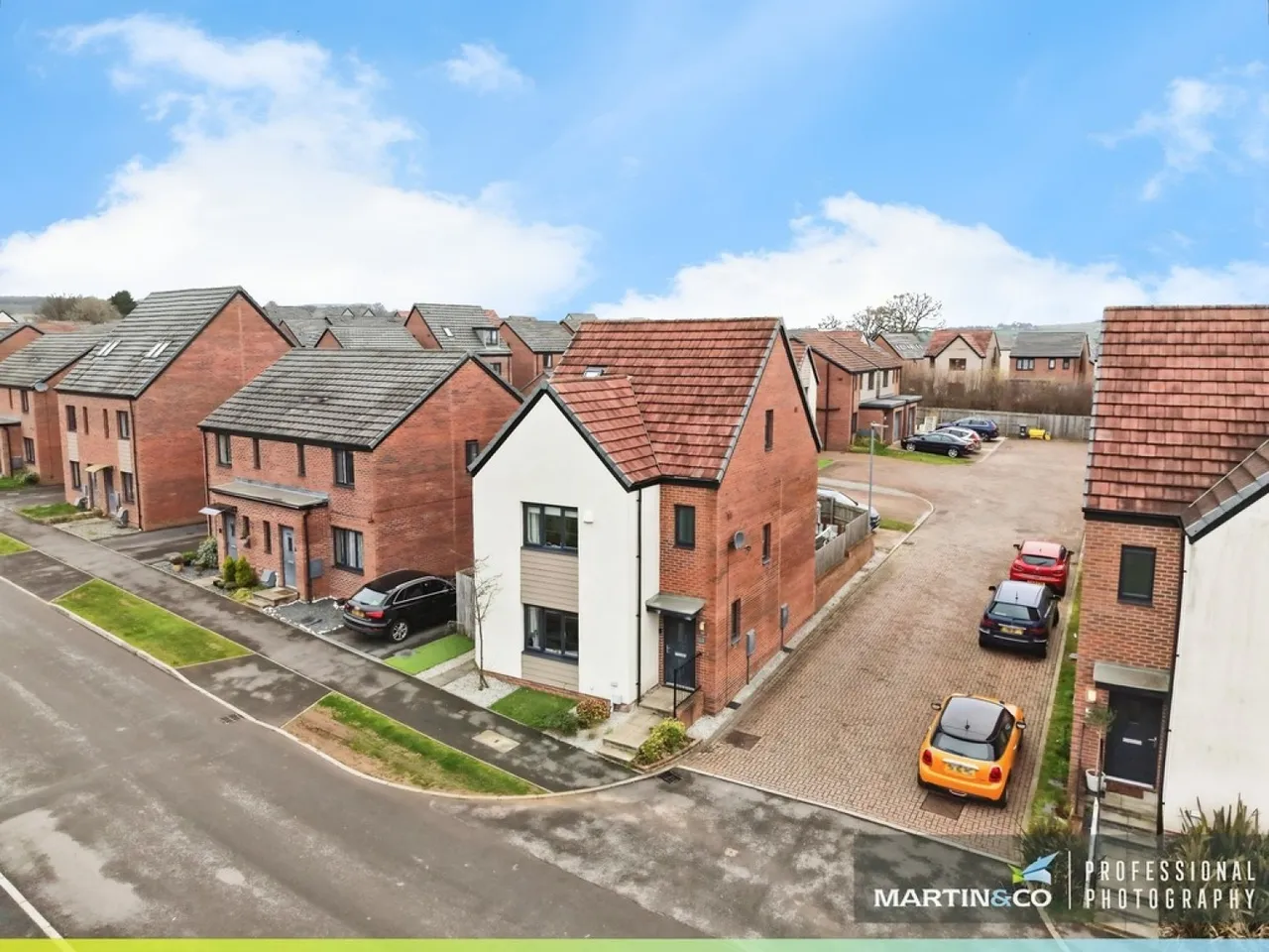 Mortimer Avenue, St Edeyrns, photo 2