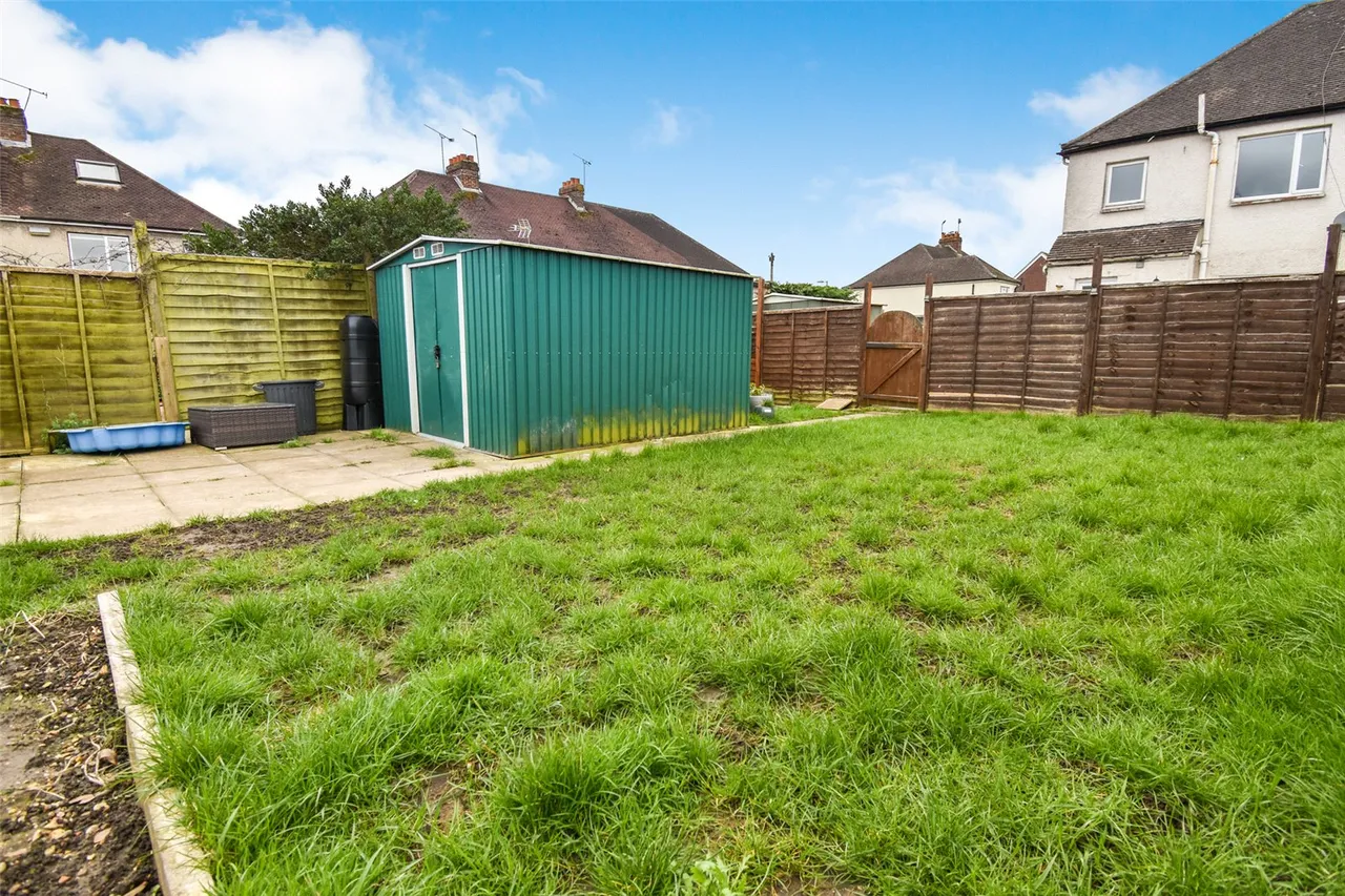 Jubilee Road, Aldershot, Hampshire, GU11 3QF, photo 11