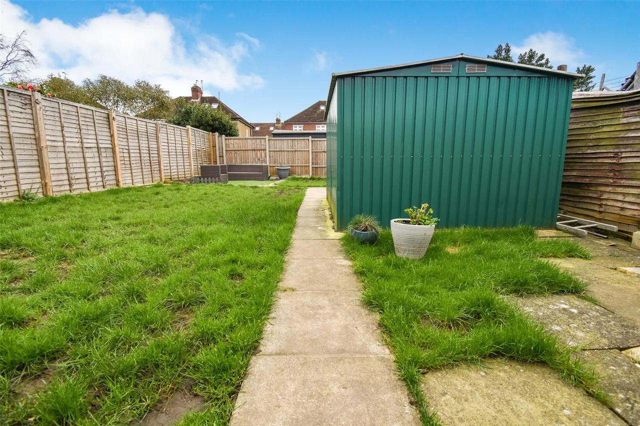 Jubilee Road, Aldershot, Hampshire, GU11 3QF, photo 8
