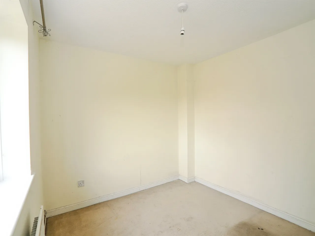 Trem Y Garth, Llanharry, Pontyclun, photo 10