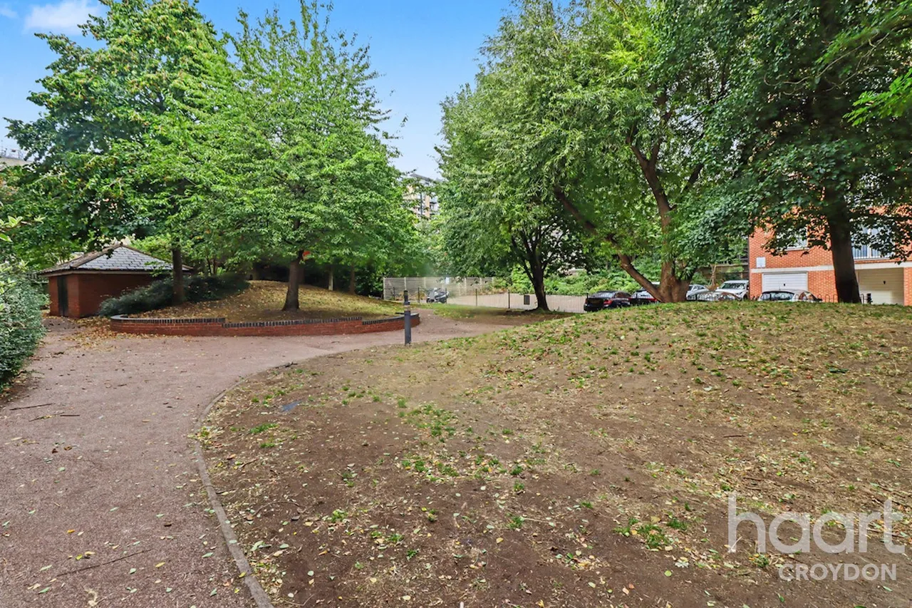 Charles Street, Croydon, CR0, photo 12