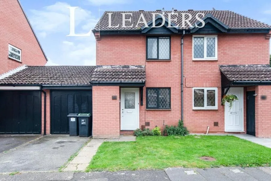 2 bed house to rent, Cucklington Gardens, Bournemouth, BH9