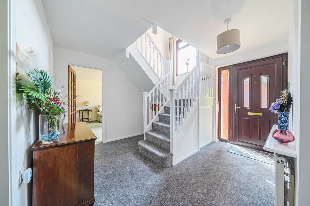 Hughes Close, Marlborough, SN8, photo 12