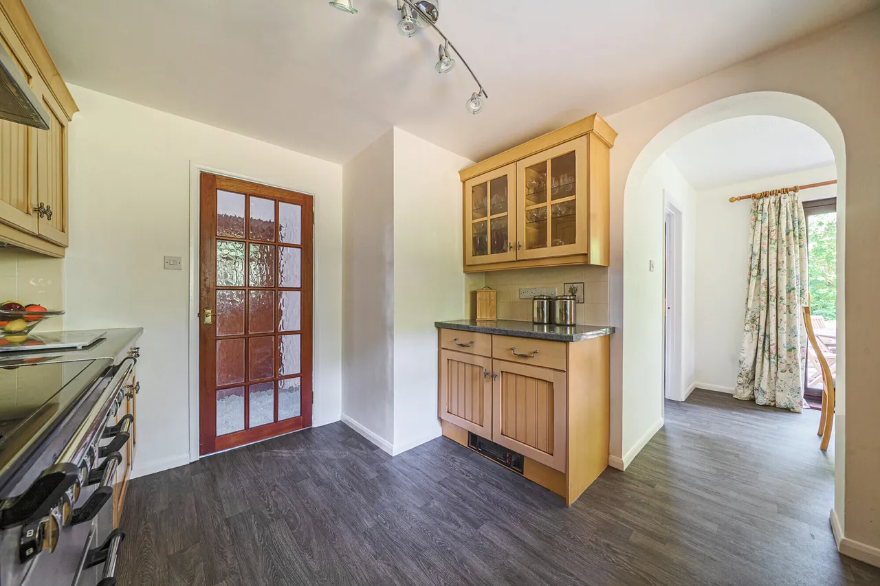 Hughes Close, Marlborough, SN8, photo 6