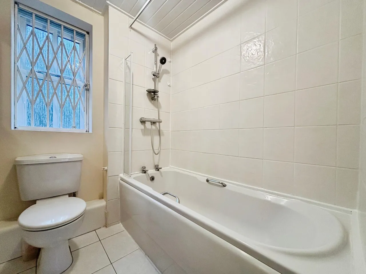 Blandford Court, Newcastle upon Tyne, NE4, photo 10
