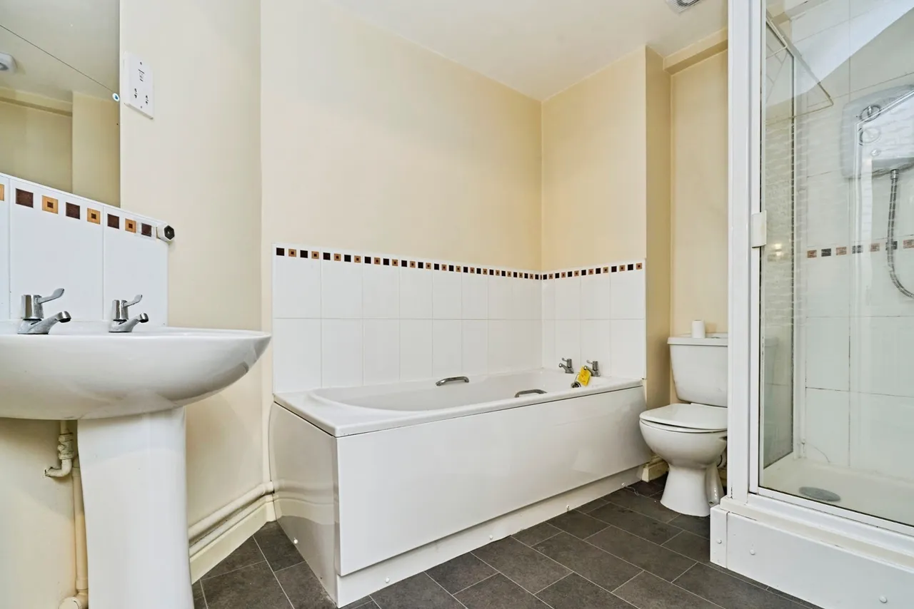 Waterfront Way, Walsall, WS2, photo 12
