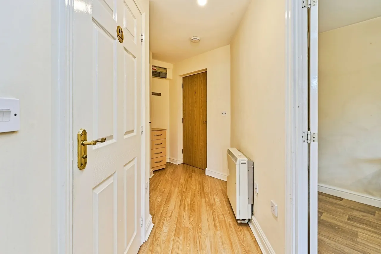 Waterfront Way, Walsall, WS2, photo 13