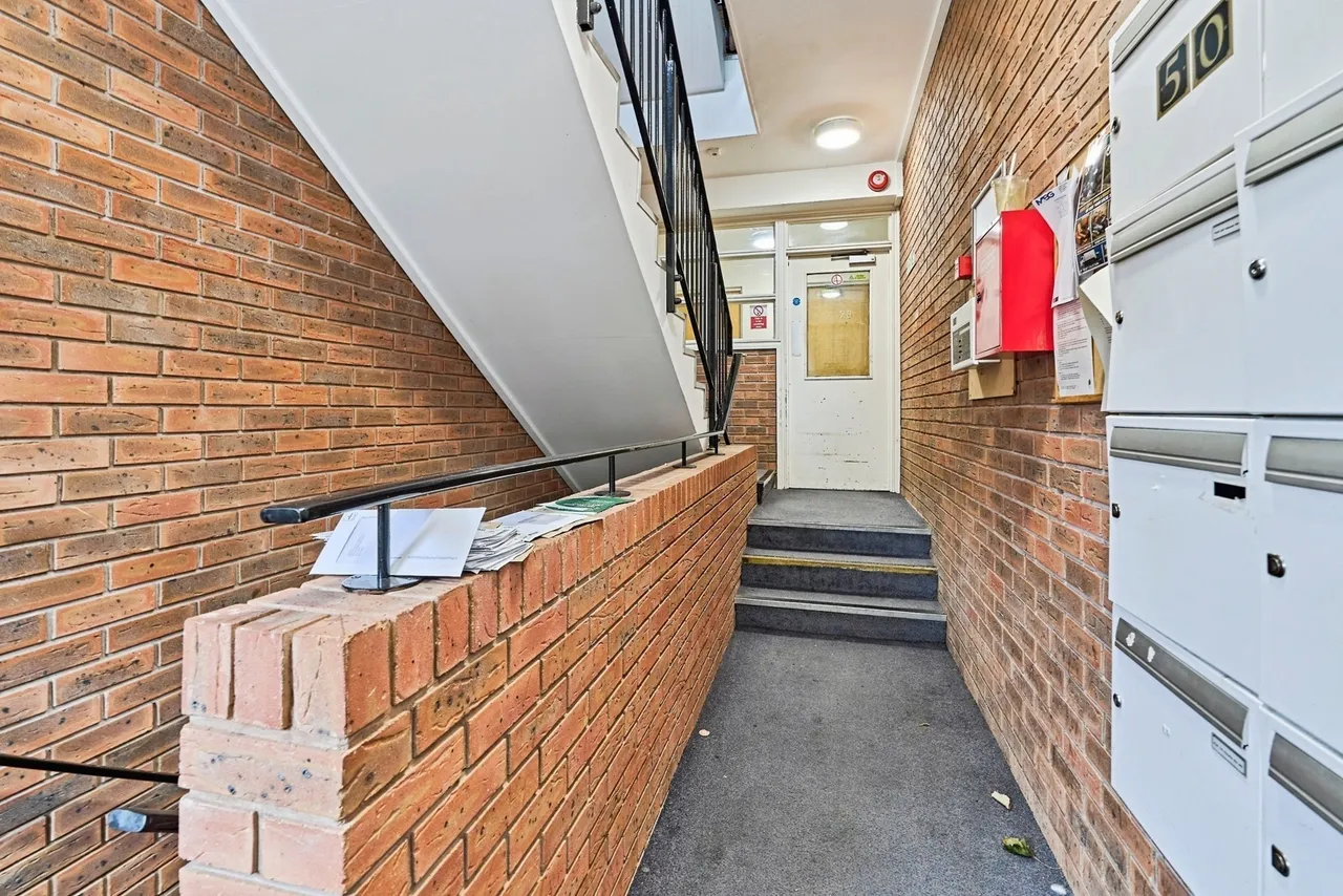 Waterfront Way, Walsall, WS2, photo 15