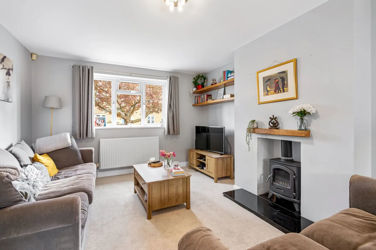 Priory Lane, Bishops Cleeve, GL52, photo 2