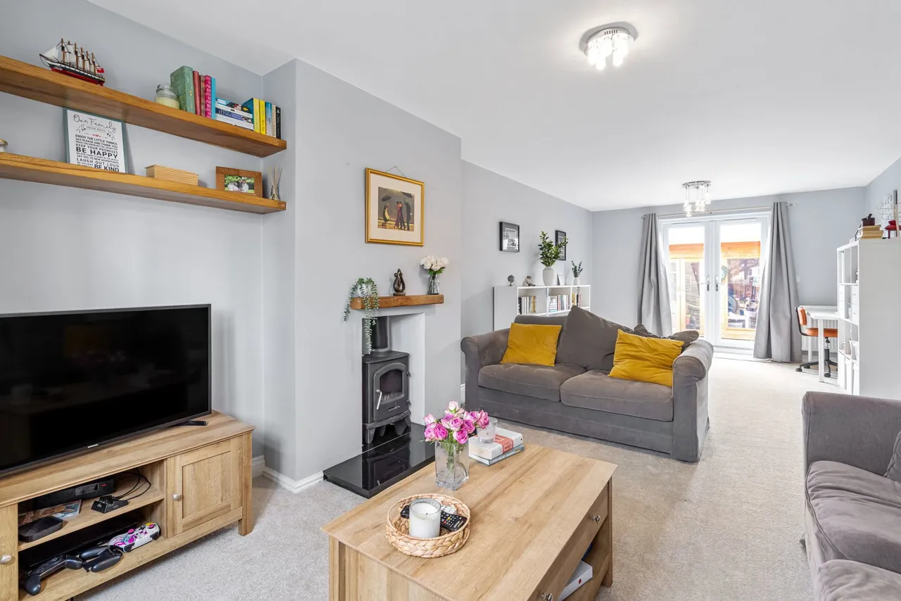 Priory Lane, Bishops Cleeve, GL52, photo 3