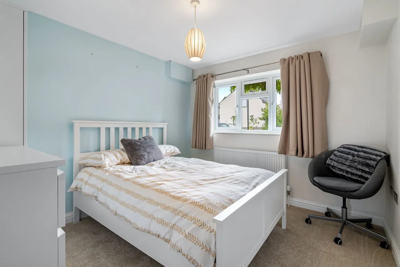 Priory Lane, Bishops Cleeve, GL52, photo 9