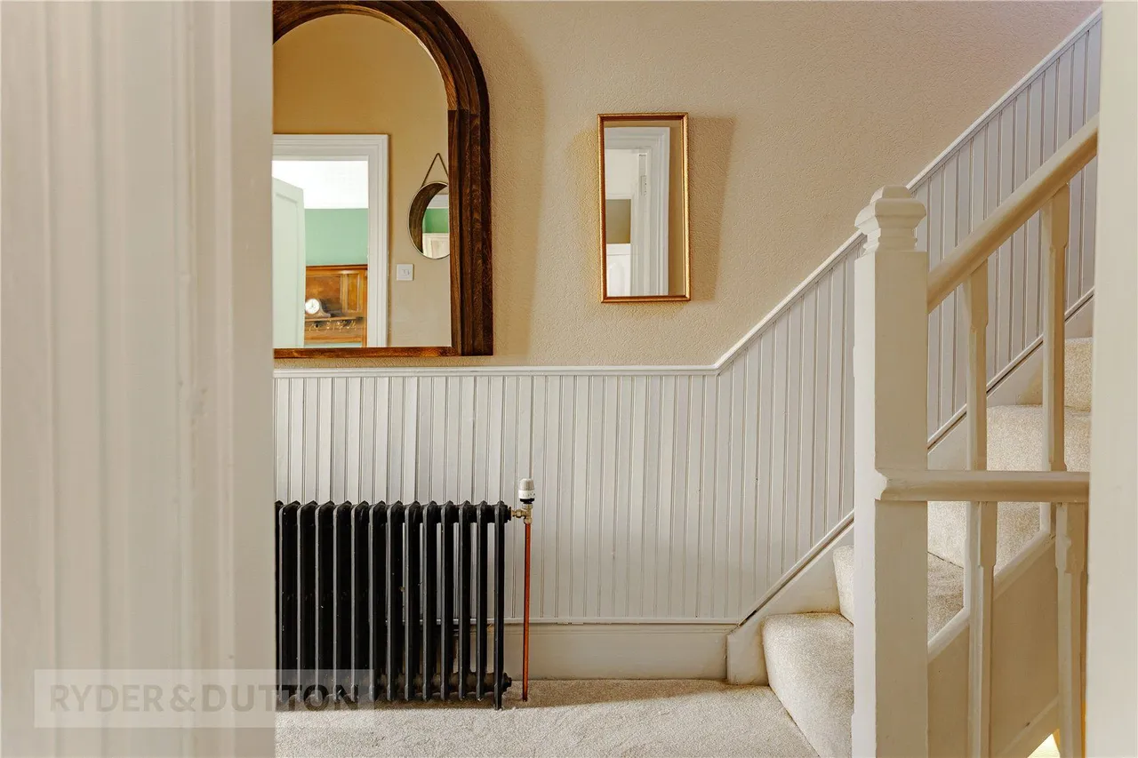 Stamford Road, Lees, OL4, photo 11