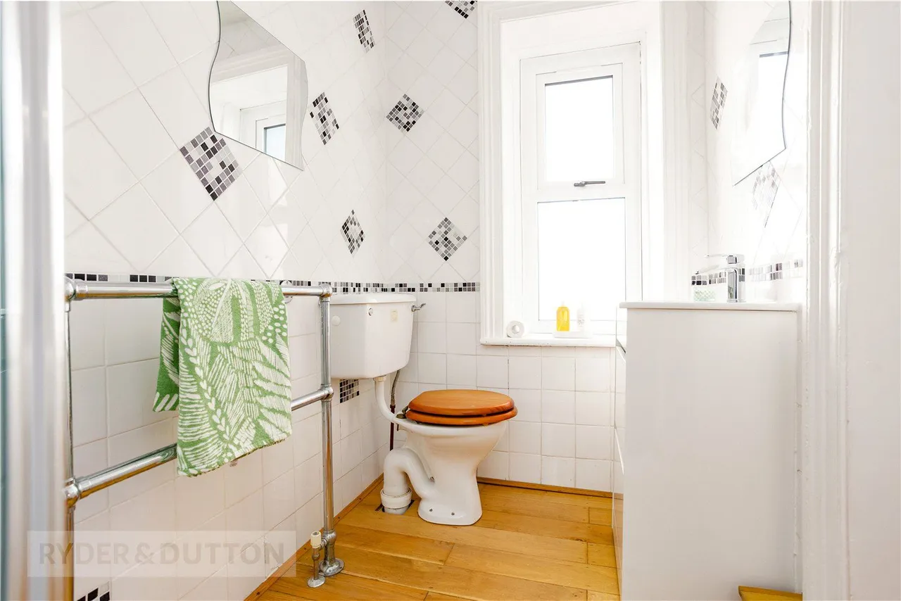 Stamford Road, Lees, OL4, photo 17