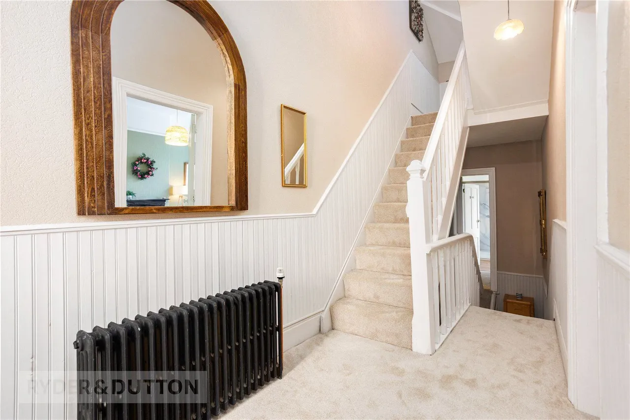 Stamford Road, Lees, OL4, photo 12