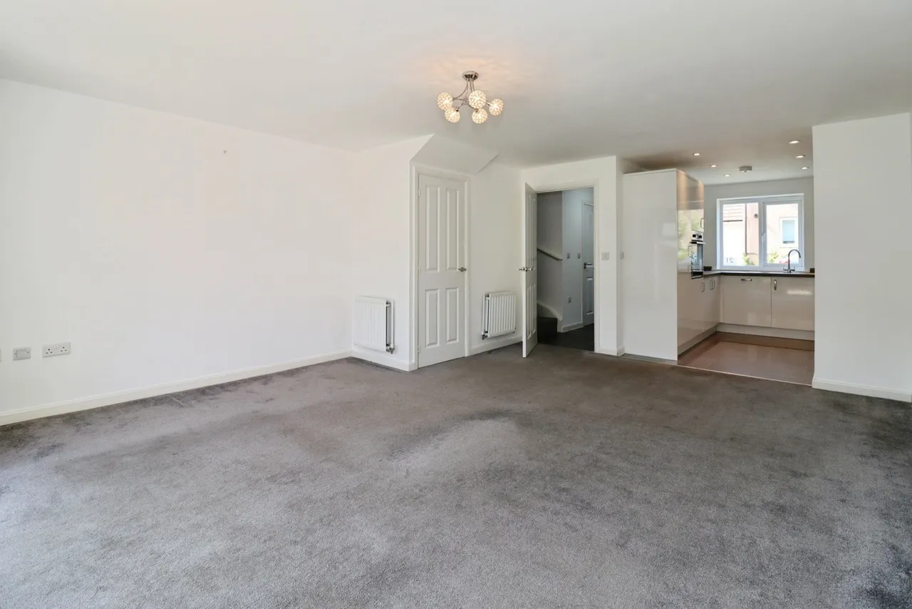 Elm Hayes Road, BRISTOL, Avon, BS34, photo 11