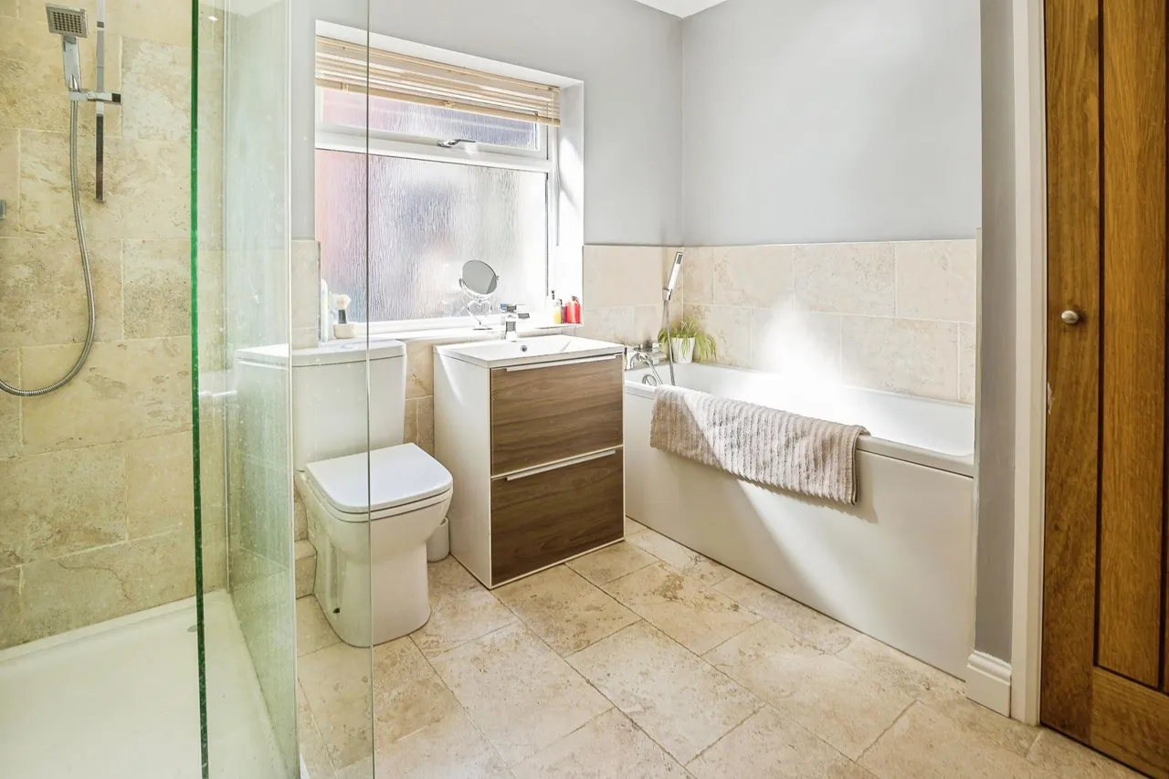 Plough Lane, Chester, CH3, photo 15