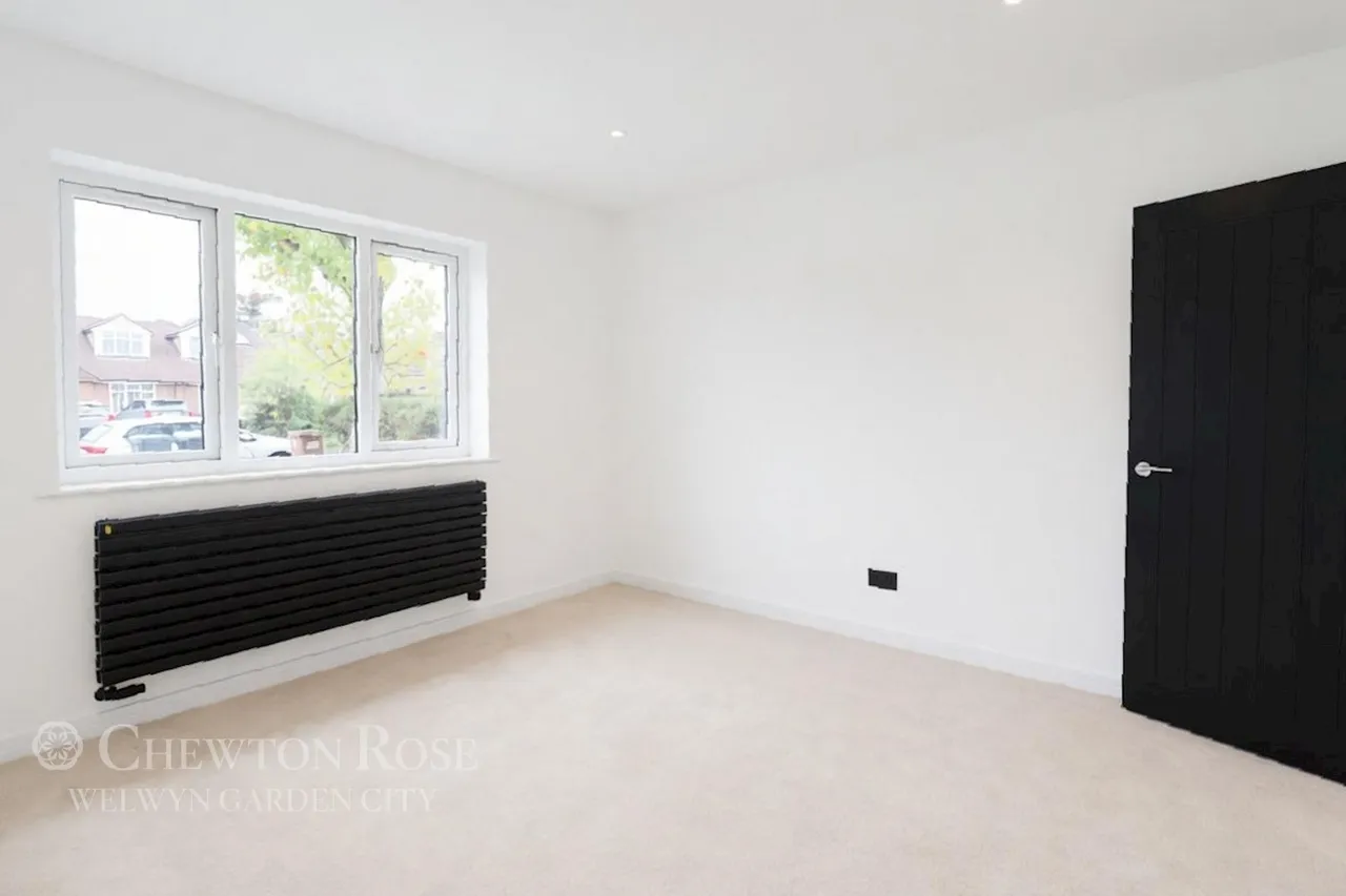 Skimpans Close, Hatfield, photo 16