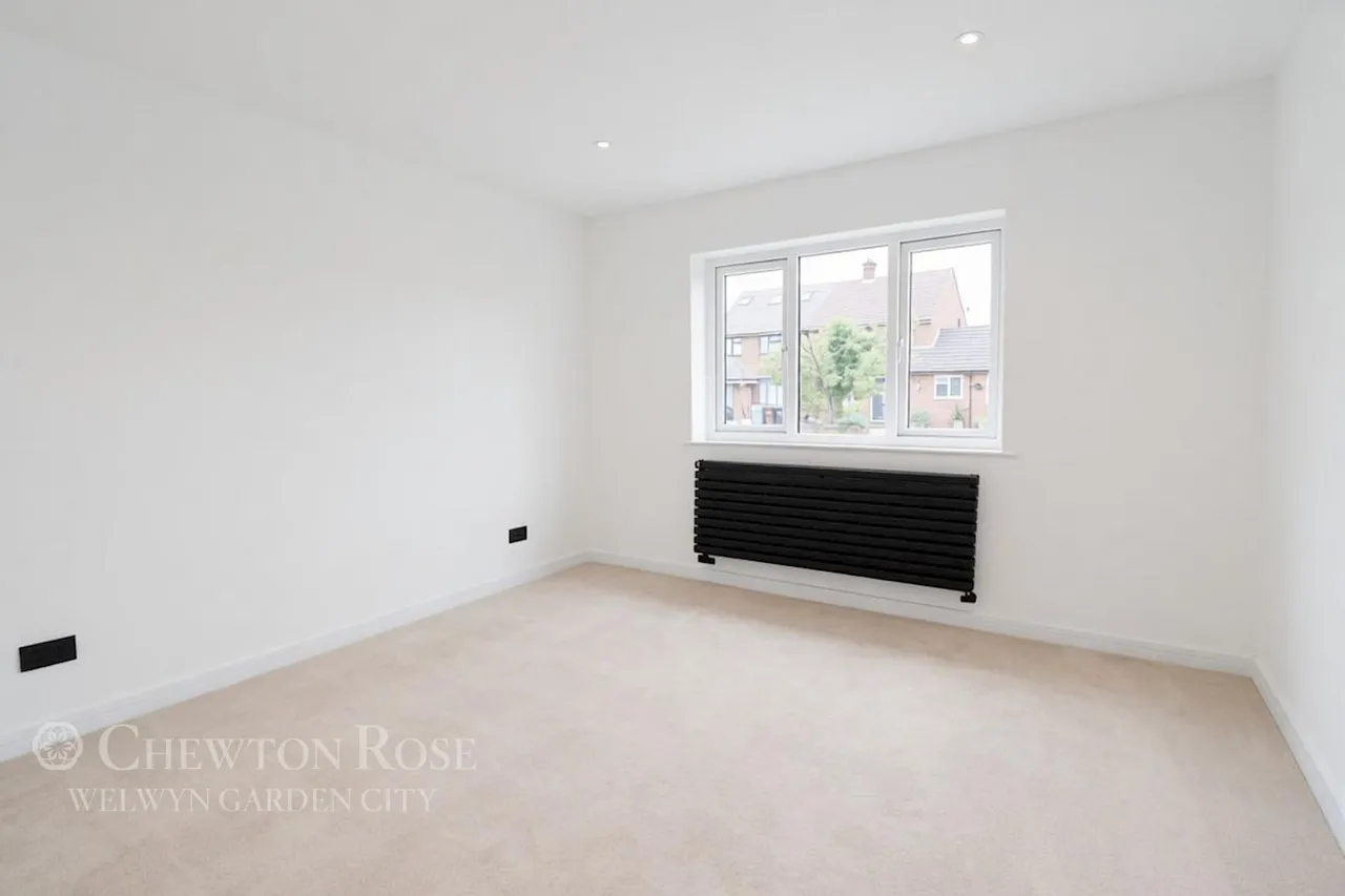 Skimpans Close, Hatfield, photo 15