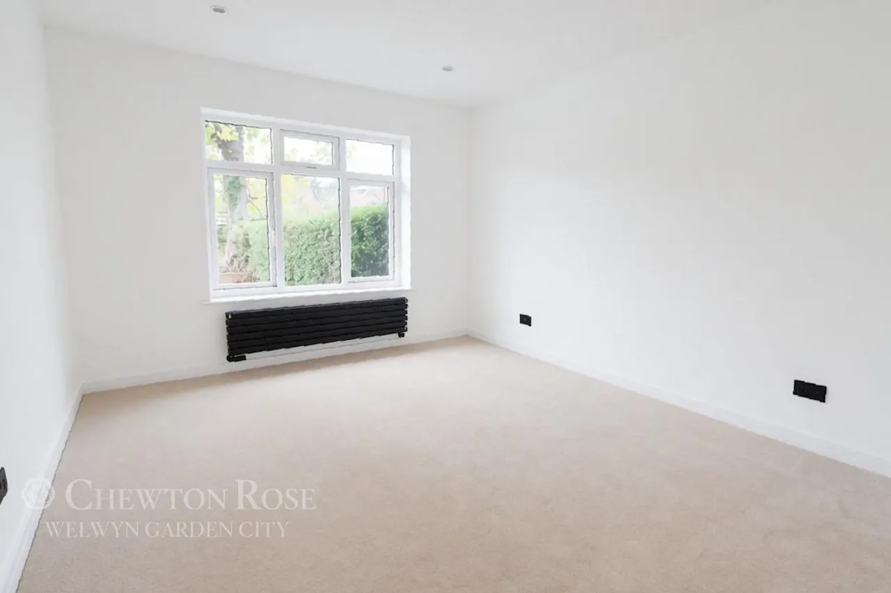 Skimpans Close, Hatfield, photo 19