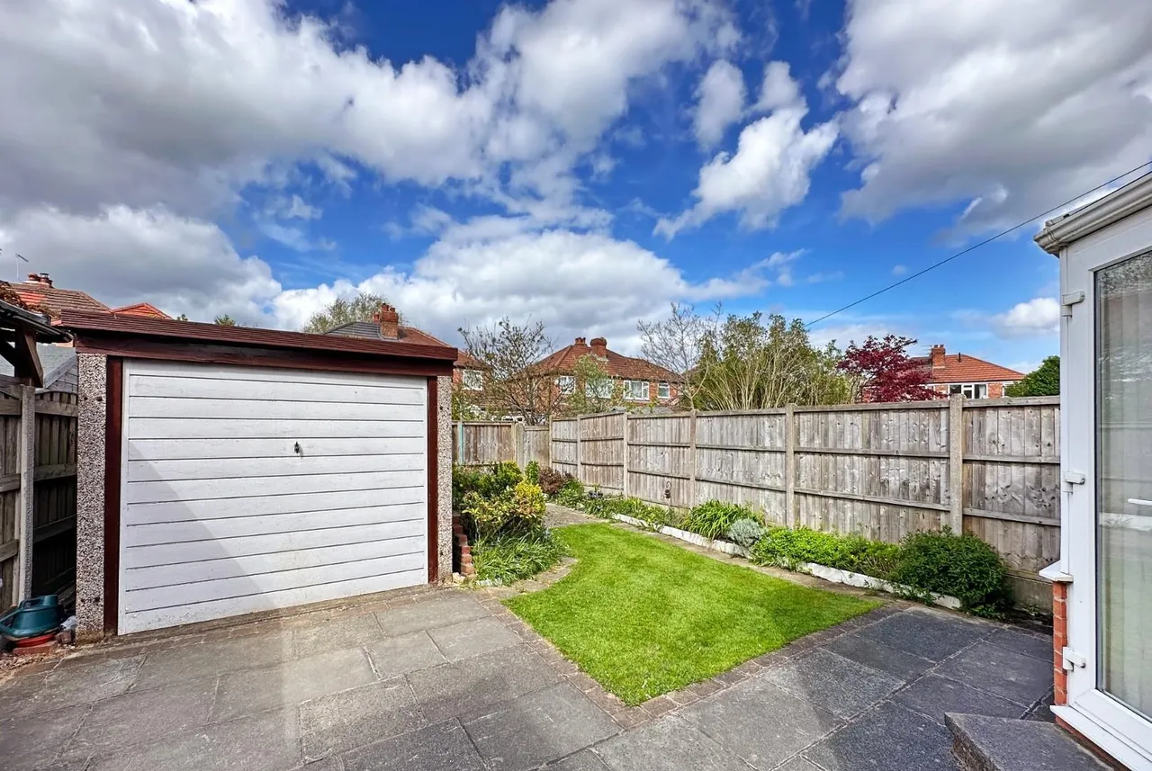 Greenway Road, Timperley WA15 6BL, photo 23
