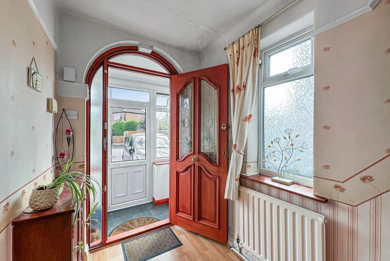 Greenway Road, Timperley WA15 6BL, photo 14